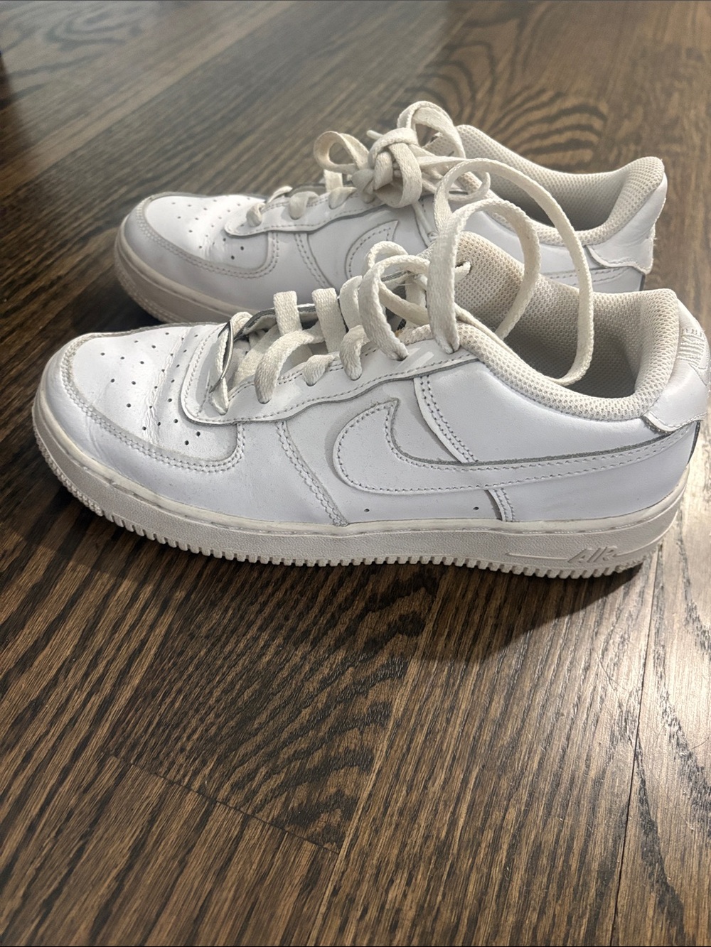 Nike White Kids Low-Top Air Force  Sneakers 6y I’m a woman’s 7 for in youth